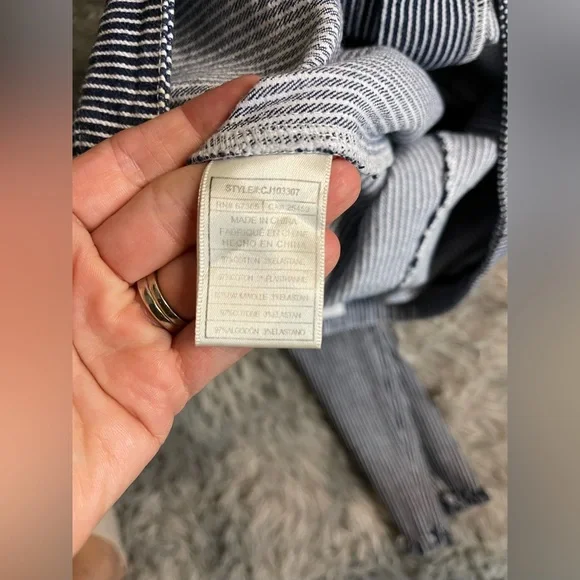 Cupcakes and Cashmere Navy White Pinstripe Skinny Jeans Raw Hem Women’s Size - Picture 6 of 6